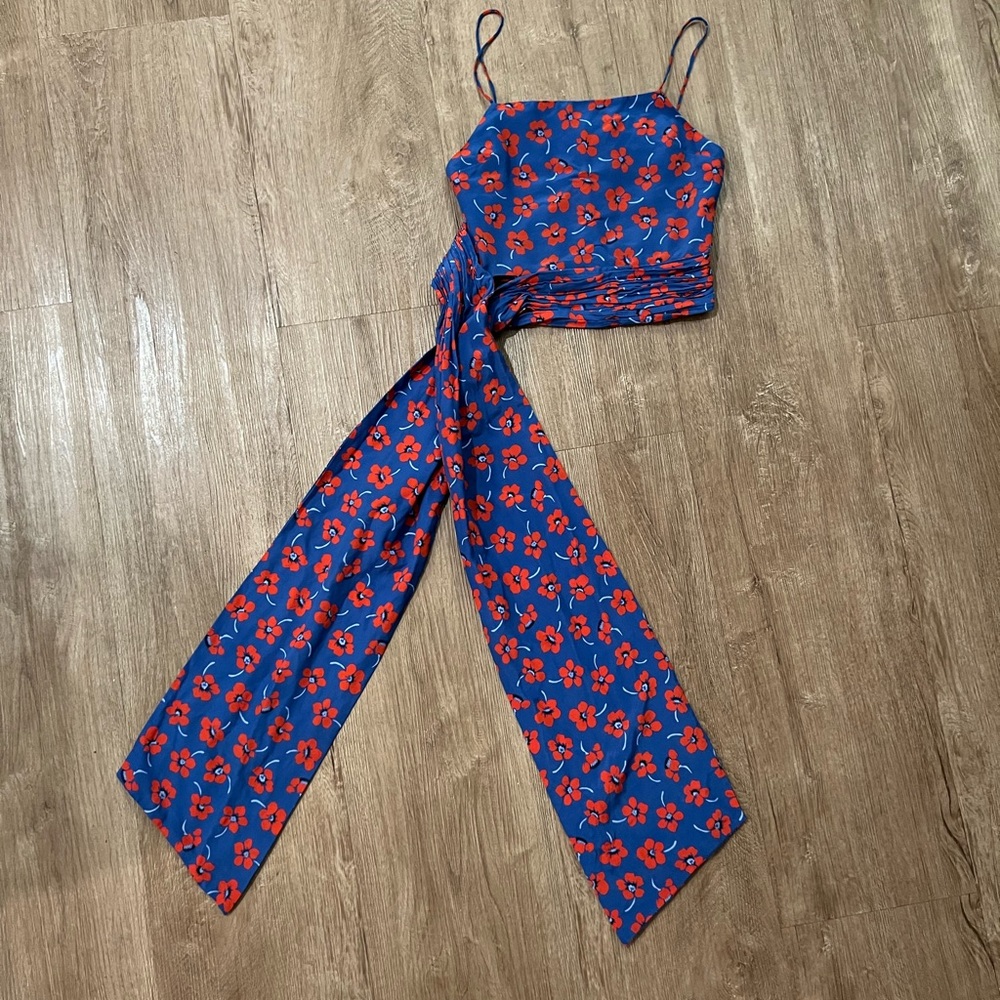 RARE Alice + Olivia tie top, size 2 US